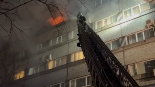 俄罗斯莫斯科市区一酒店发生火灾已造成6人死亡