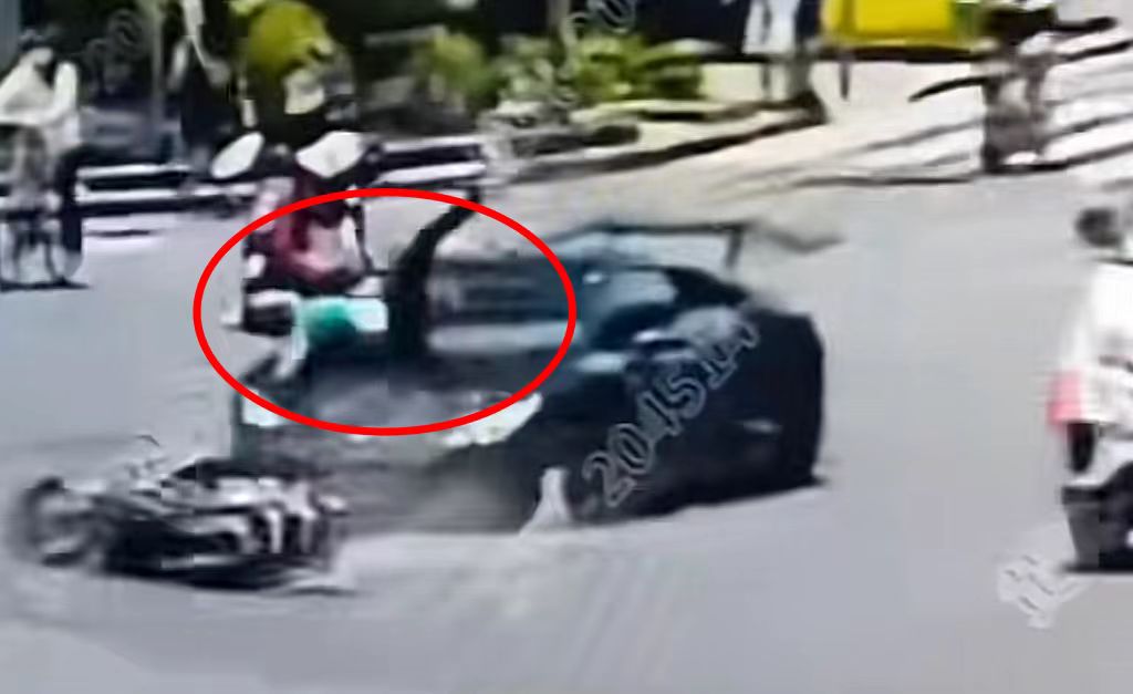 上海一骑车人闯红灯被跑车撞飞！被判全责，还要赔数十万车损！网友评论亮了！
