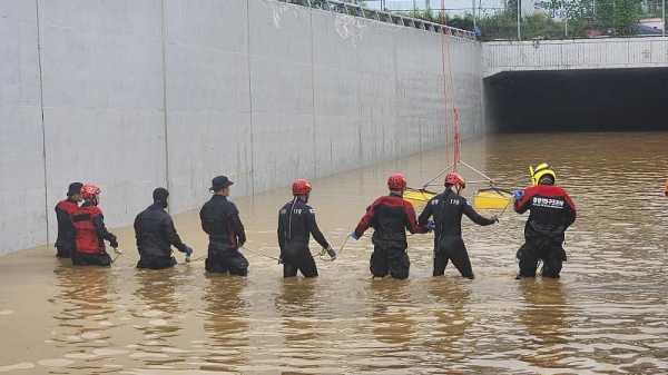 韩国持续暴雨导致的死亡人数上升至35人