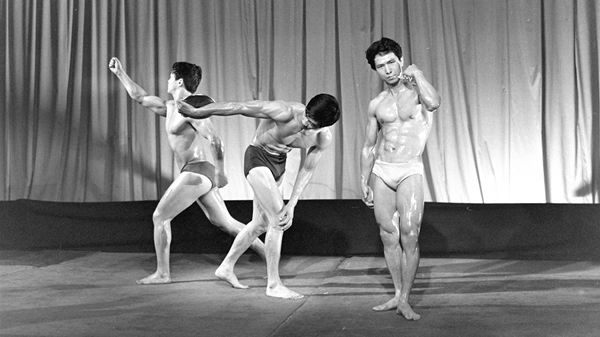 不必羡慕别人好身材！40年前的上海年轻人凭什么练出健美体态？| 新民老照片