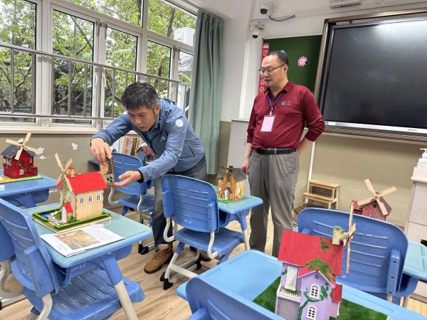 有模有PP电子 游戏样 创智未来 徐汇区首届青少年模型节举行(图2)