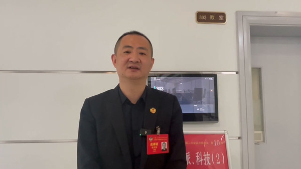 政协委员俞庆榕：《繁花》中画作身价过亿 期待带动申城艺术品市场
