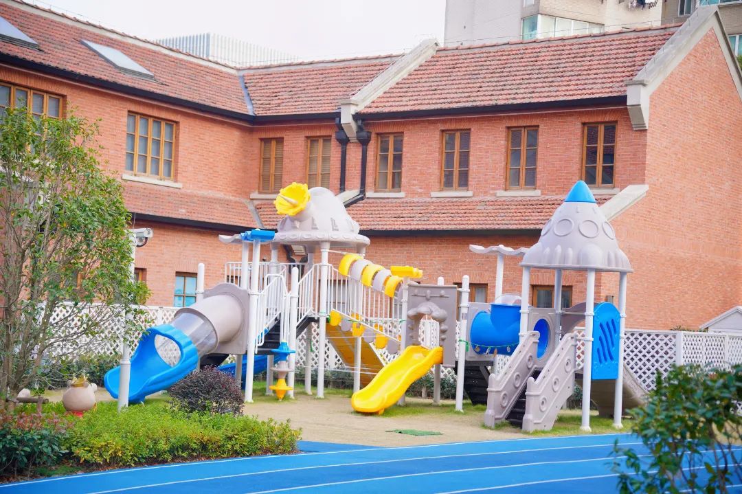 博鱼体育官网入口家门口的好学校｜聚焦内涵真抓实干普陀区小红帆幼儿园力求构建和雅校(图11)