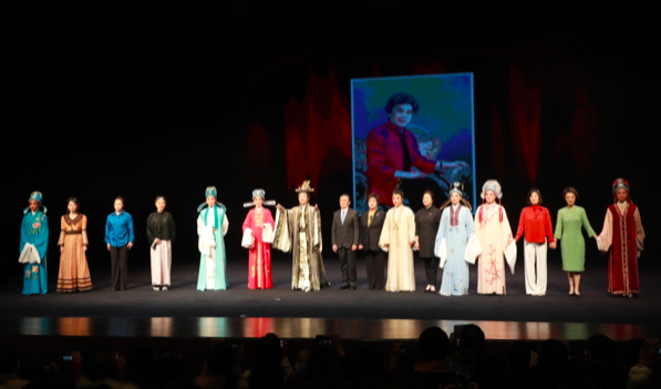 越剧剧目排行榜_“越剧·尹派”经典剧目《红楼梦》入选“中国戏曲像音像工程”(2)