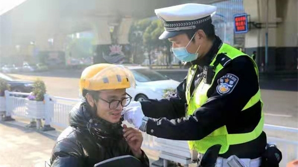 全年采纳代表委员建议百余条，上海交出交通安全亮眼“成绩单”