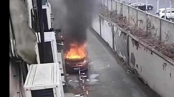 不是自燃！车辆起火究竟是谁惹的祸？
