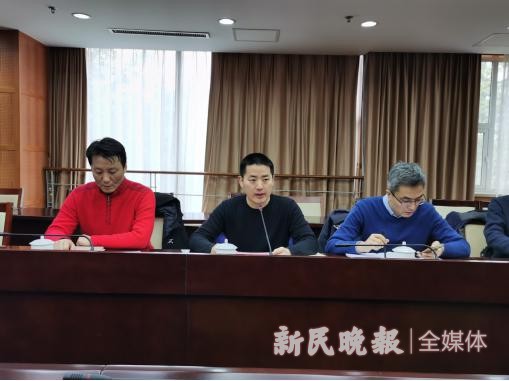 上海援疆叶城分指临时党支部召开专题组织生活会