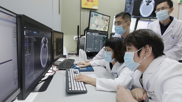 上海联影携手中山大学肿瘤防治中心完成全球首例鼻咽癌“一站式”放疗