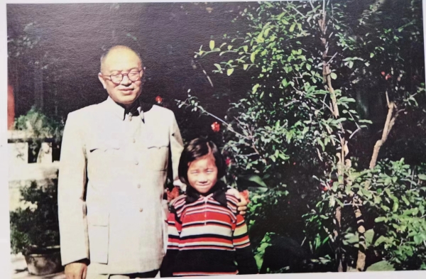 一位为导弹事业长期隐姓埋名的卓越功臣