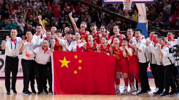 28年后再次闯入世界杯决赛，中国女篮强在哪儿？