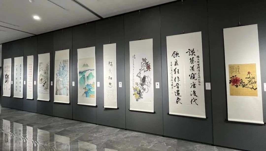 纪念吴昌硕先生定居上海110周年画展在长宁开展_时政_新民网