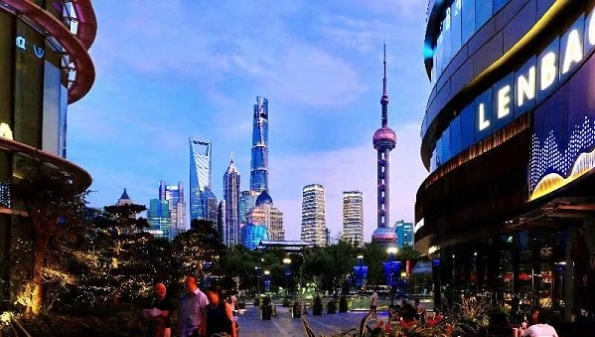 上海：烟火气回来了！旅游、零售、餐饮等率先吹响经济复苏号角