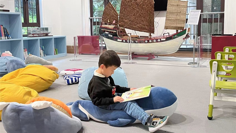 泰兴路迎来“泰兴号”，静图少儿馆“‘海’好有你 静安船奇”儿童海洋阅读空间开幕