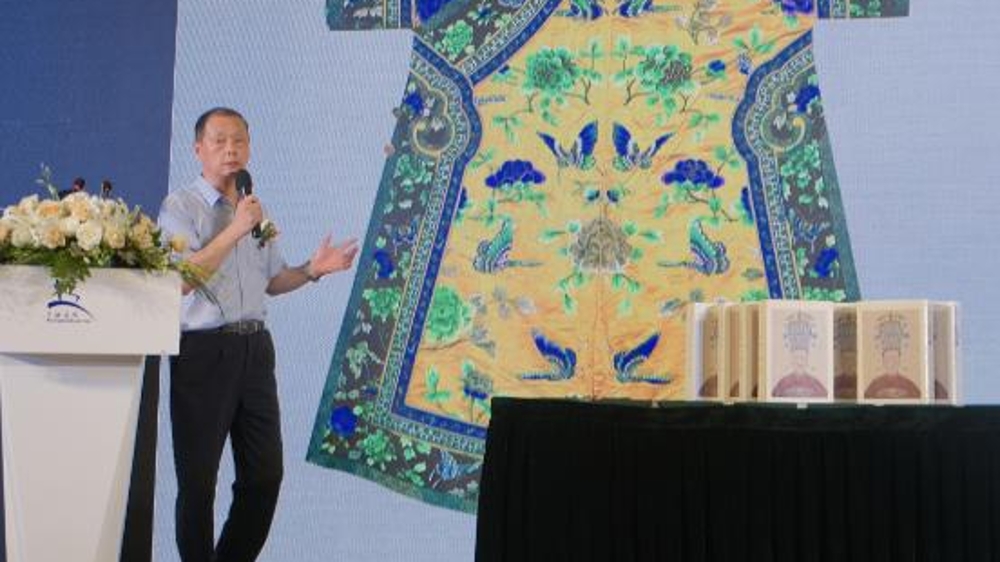 一本书看遍中国古代服饰——《中国历代服饰文物图典》亮相上海书展