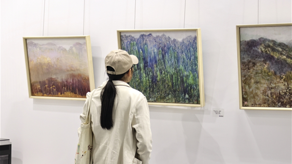 “艺术上海”国际博览会有多红？首日开展6小时内，就有不少作品被贴了红点！