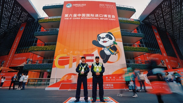 全市110报警下降18.4%，上海警方圆满完成第六届进博会安保