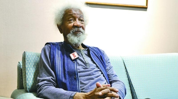 人物 | 非洲首位诺贝尔文学奖得主沃莱·索因卡：上海，这座城市总是如此不同