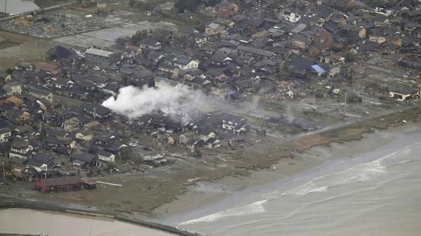 7.6级强震致日本核电站燃料池水溢出