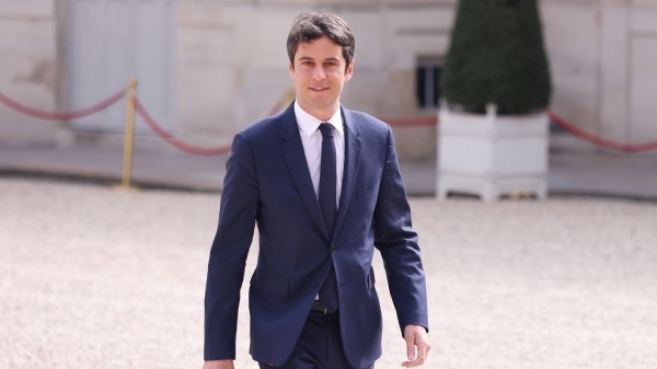 法国最年轻总理：又一个马克龙？