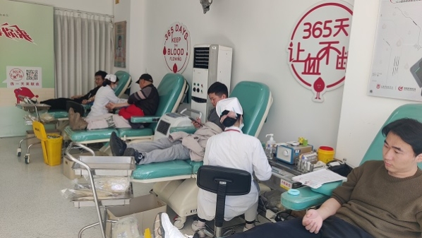 上海建工集团参与冬季季节性血源保障团体无偿献血活动 募集全血1895人份