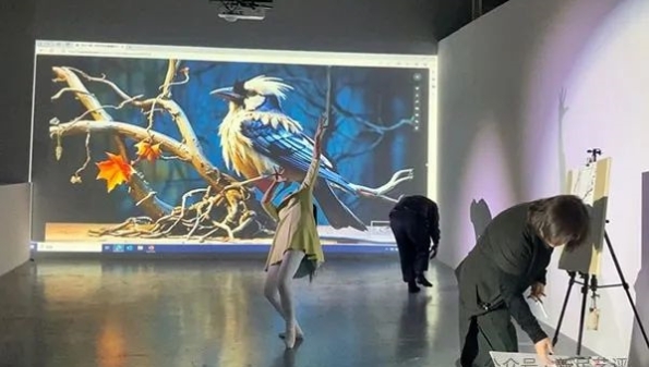 新民艺评丨戏剧进入美术馆，跨界融合有创新