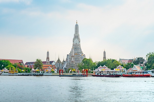 中泰永久互免签从3月1日起正式实施 赴泰国旅游订单同比增长超3成