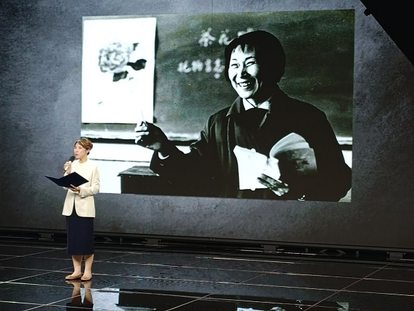 本市举行于漪教育教学思想诵读研习活动_教育_新民网