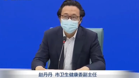 明日0时起，上海三地由中风险地区调整为低风险地区 | 疫情防控发布会