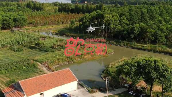 乘直升机飞跃“三江汇流” 空中打卡浦江之首新玩法 | 上海歆克勒