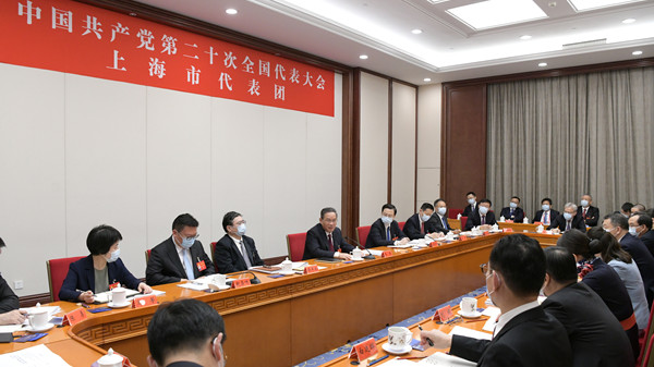李强参加上海市代表团分组会议讨论党的二十大报告：更好向世界展示中国式现代化的光明前景