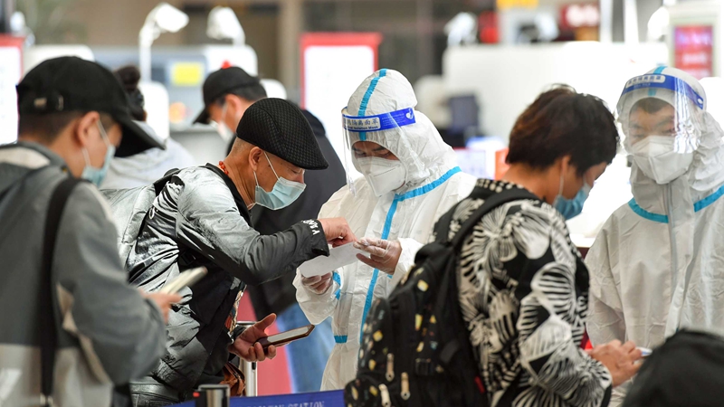 上海新增本土新冠肺炎确诊病例11例，新增本土无症状感染者119例