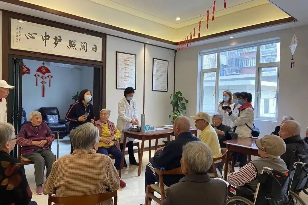 托起幸福“夕阳红”!宝山这个街道积极探索社区嵌入式养老_上海宝山_新民网
