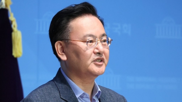 突发！韩国执政党领导层决定集体辞职