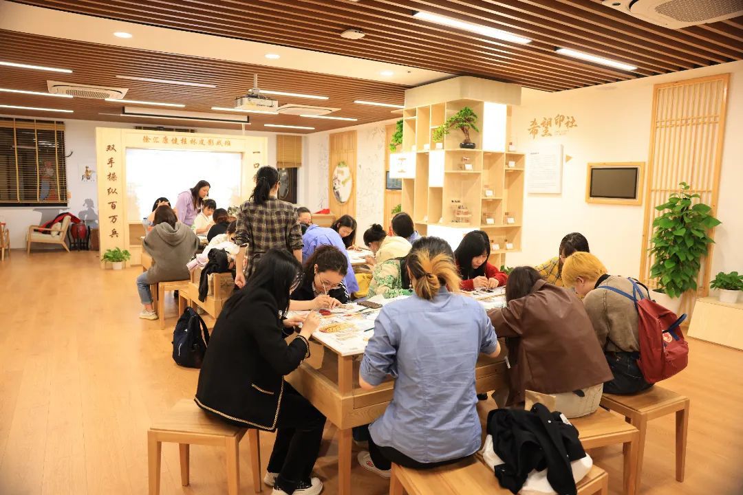 盘活独家资源!市民艺术夜校“火出圈”_上海徐汇_新民网