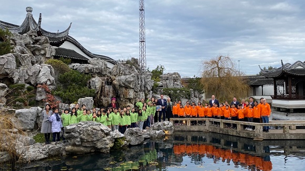 东艺童声合唱团拜访新西兰达尼丁市，谱写城市友谊