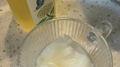 茶叶水敷脸火了！5元冰镇国民茶饮，祛痘美白消肿吊打SK-II神仙水？医生提醒→ 