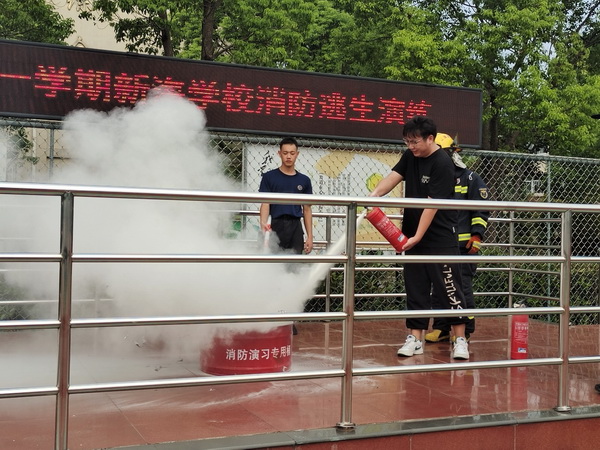 崇明消防“开学第一课”开启美好新学期