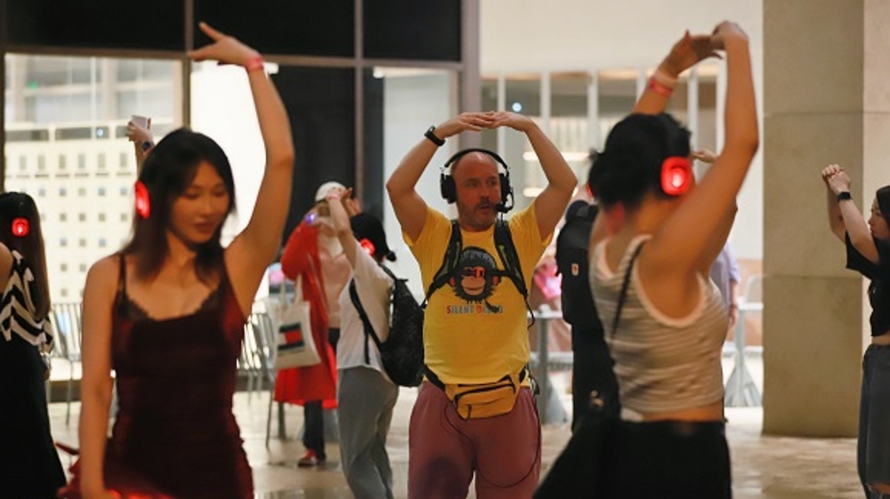 梦幻舞台跃然街头，《Silent Disco》新路线开启