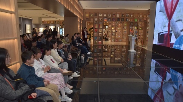 AI无法替代“创意写作”中的“创意”