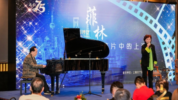 在光影中，触摸一座城市的历史和现在