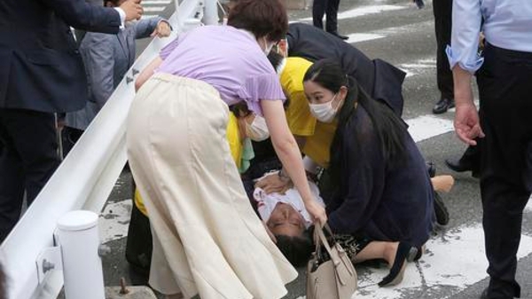 安倍遇刺将如何搅动日本政坛？暂缓向右还是更进一步？