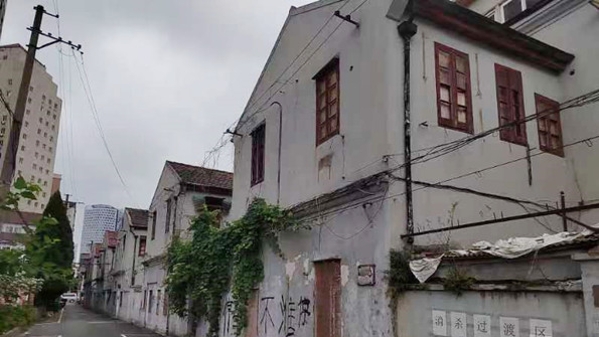 为一个人 逛一座城 | 沙汀在秦关路亭子间写了成名作