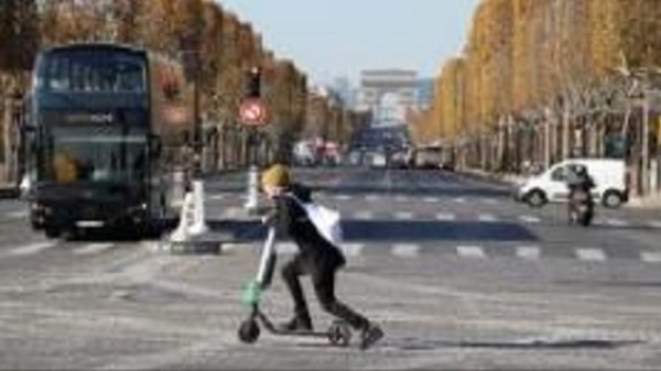 巴黎香榭丽舍大道将每周日“还路于民”
