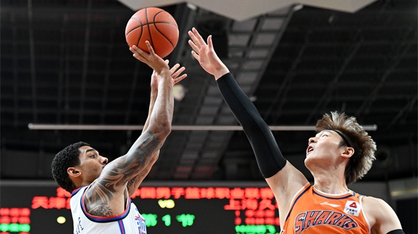 又输了！上海久事男篮99比105不敌天津队