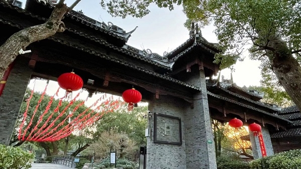 乐嗨上海过大年 假期首日接待游客165.42万人次