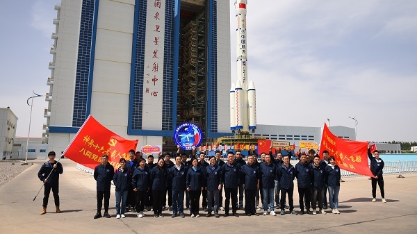 90后、95后、00后，来自上海的这群年轻航天人在神舟十六号推进舱总装任务中挑大梁