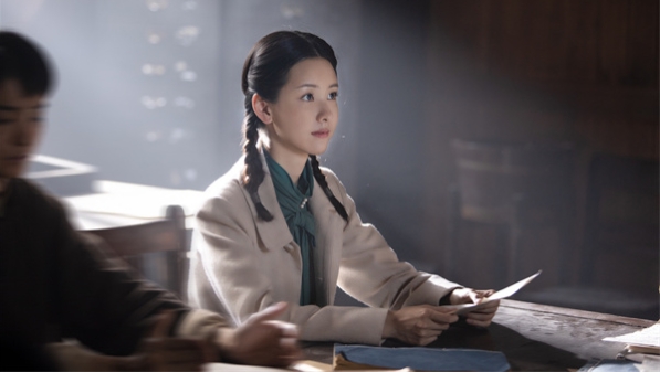 讲述“党章守护人”张人亚的故事，《力量密码》 七一公映 