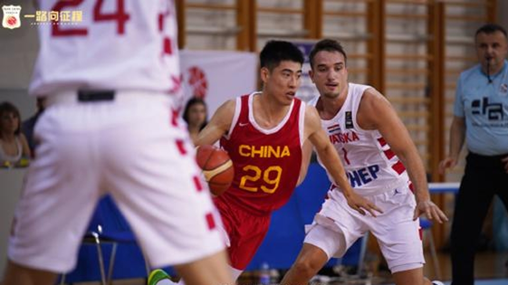 中国男篮首次调整集训名单，杜润旺程帅澎两人离队