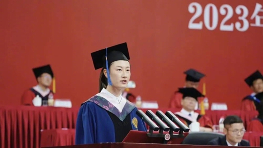 华丽转身 奥运冠军丁宁有了新身份