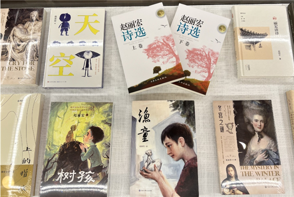 上海五位作家跨界“戏墨”,文学创作外的另一面他们是这样的_文体汇_新民网